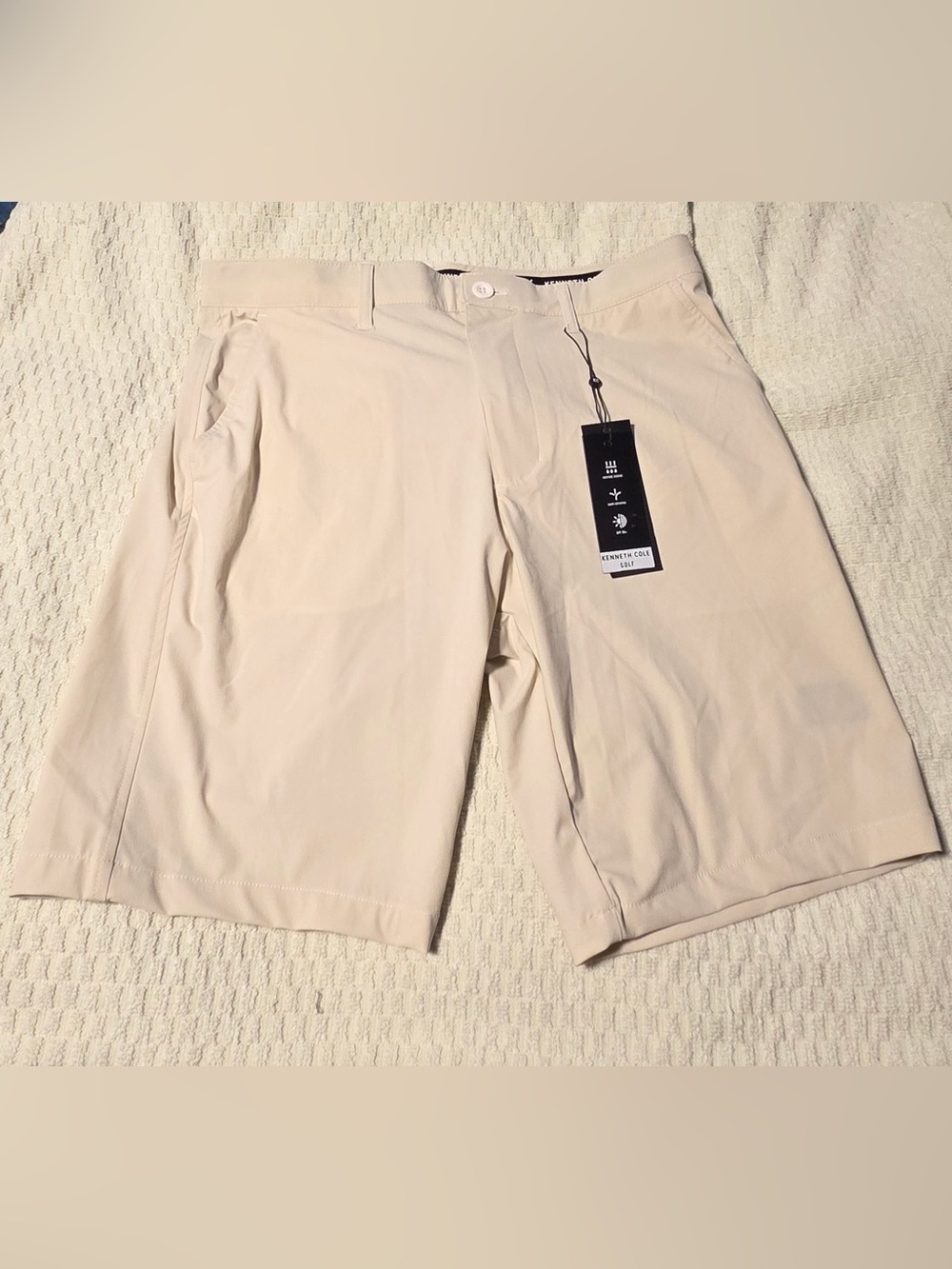 Kenneth Cole Men's Beige Golf Performance Shorts